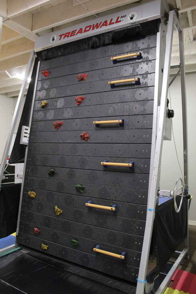 Treadwall climbing wall